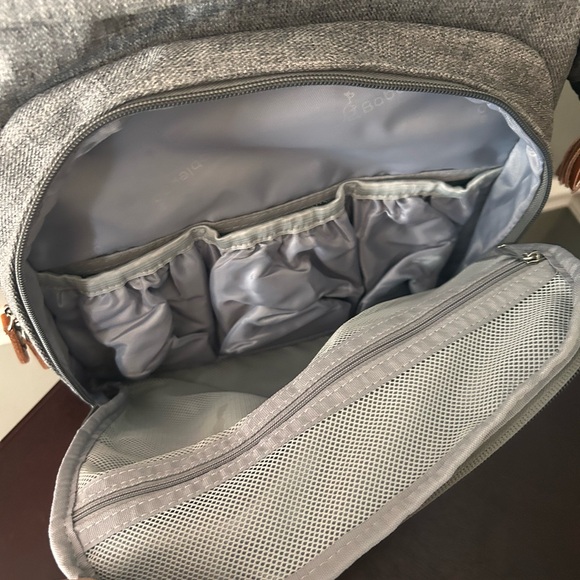 BabbleRoo Waterproof Diaper Bag Backpack Baby Essentials Travel Tote EUC - Picture 9 of 16